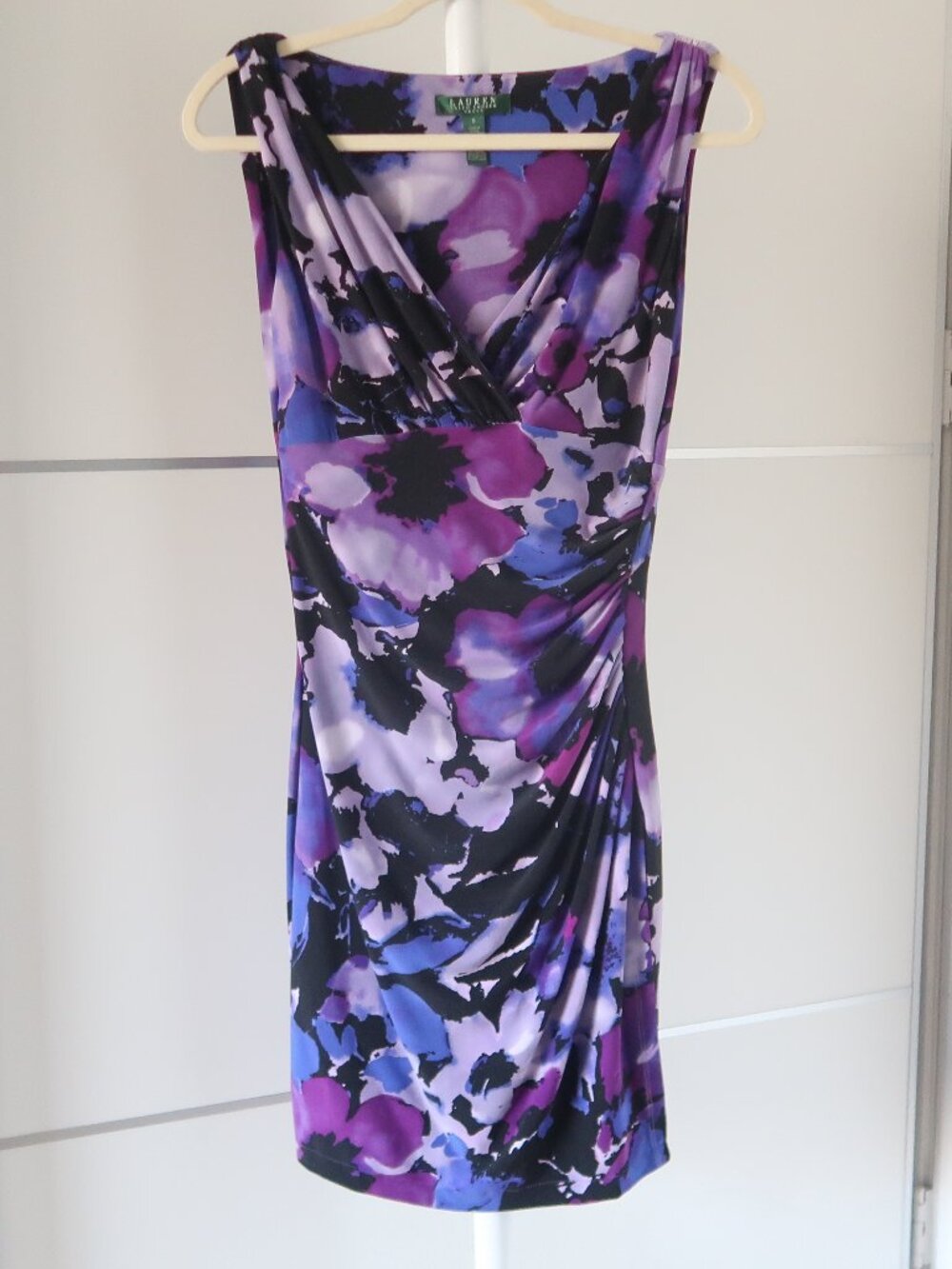 Lauren Ralph Lauren Purple Floral Ruched Faux Wrap Sheath Dress Summer Slinky 6 - Picture 3 of 7